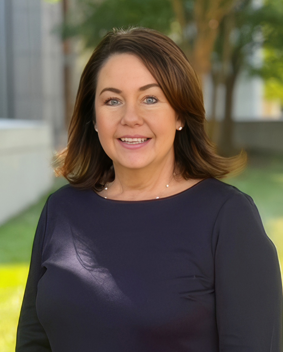 Monique Cross Headshot